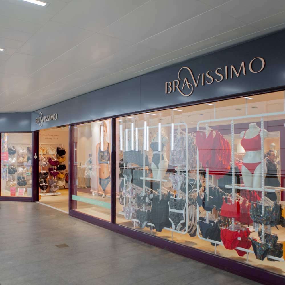 Store Review: Bravissimo in Cheltenham, England – Let's talk about