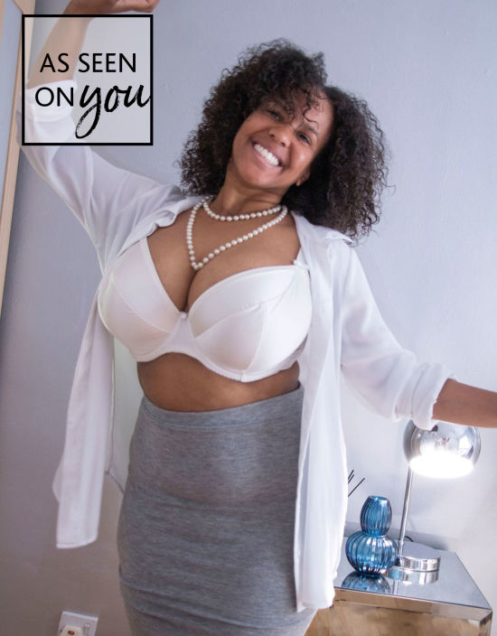 What is a plunge bra?, Plunge Bra Buyer's Guide & Style Edit
