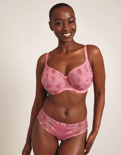 Bravissimo 32H Pink Plunge Bra, Women's Fashion, New Undergarments &  Loungewear on Carousell