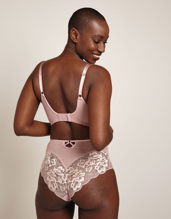 C C's Lingerie & Bridal Bras (MrBra.com) on X: Which way is