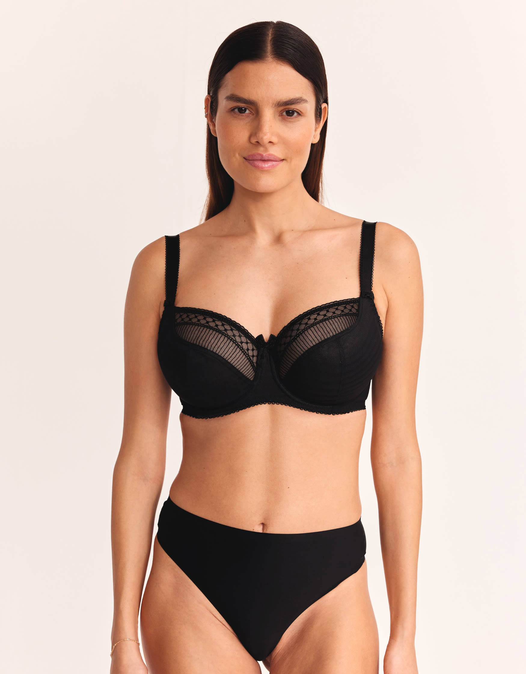 Bare The Smooth Multiway Strapless Bra 32G, Black at  Women's  Clothing store
