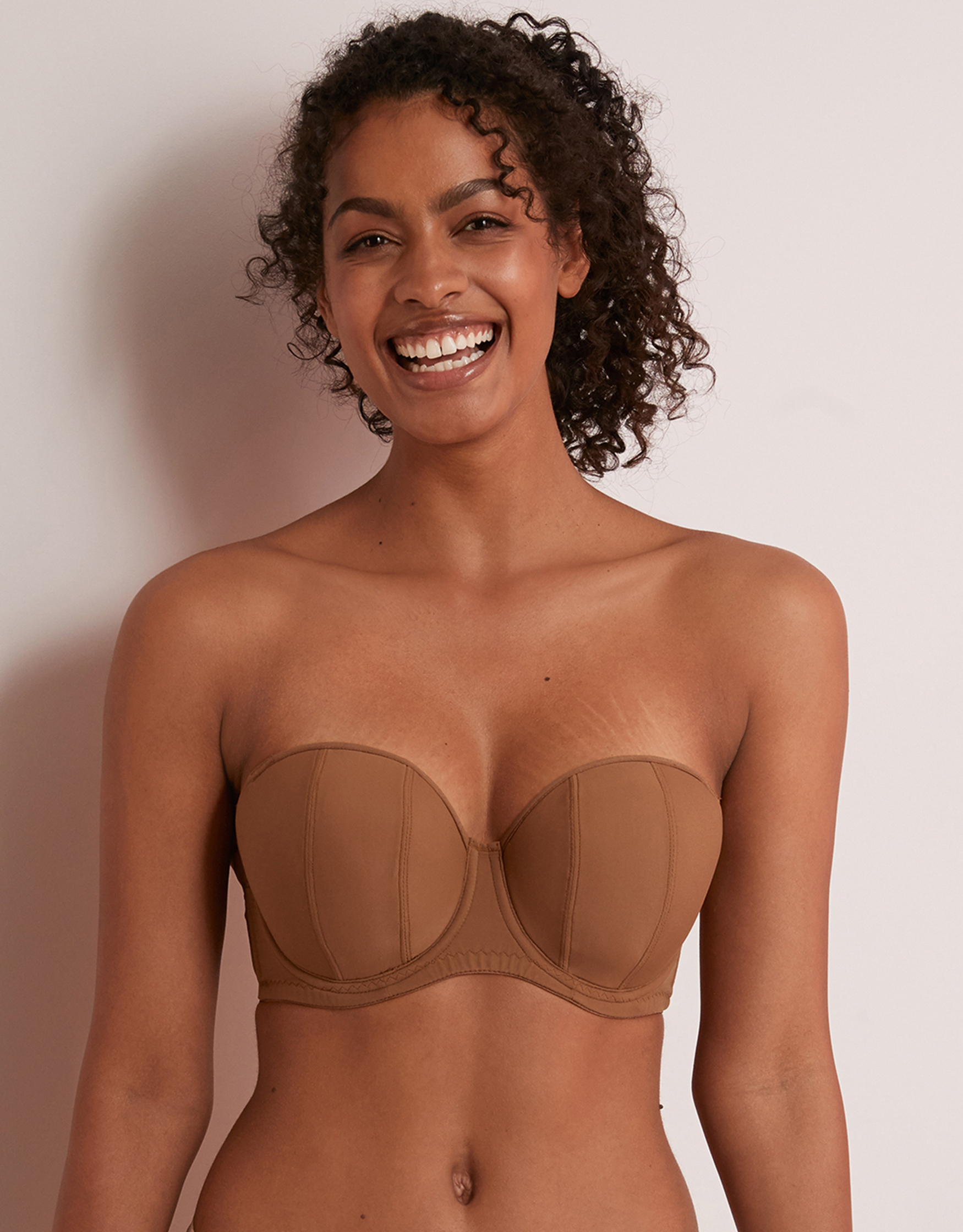 Uplifting store strapless bra