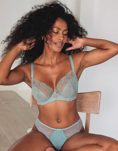 New in!  Confidence-boosting lingerie - Bravissimo Email Archive
