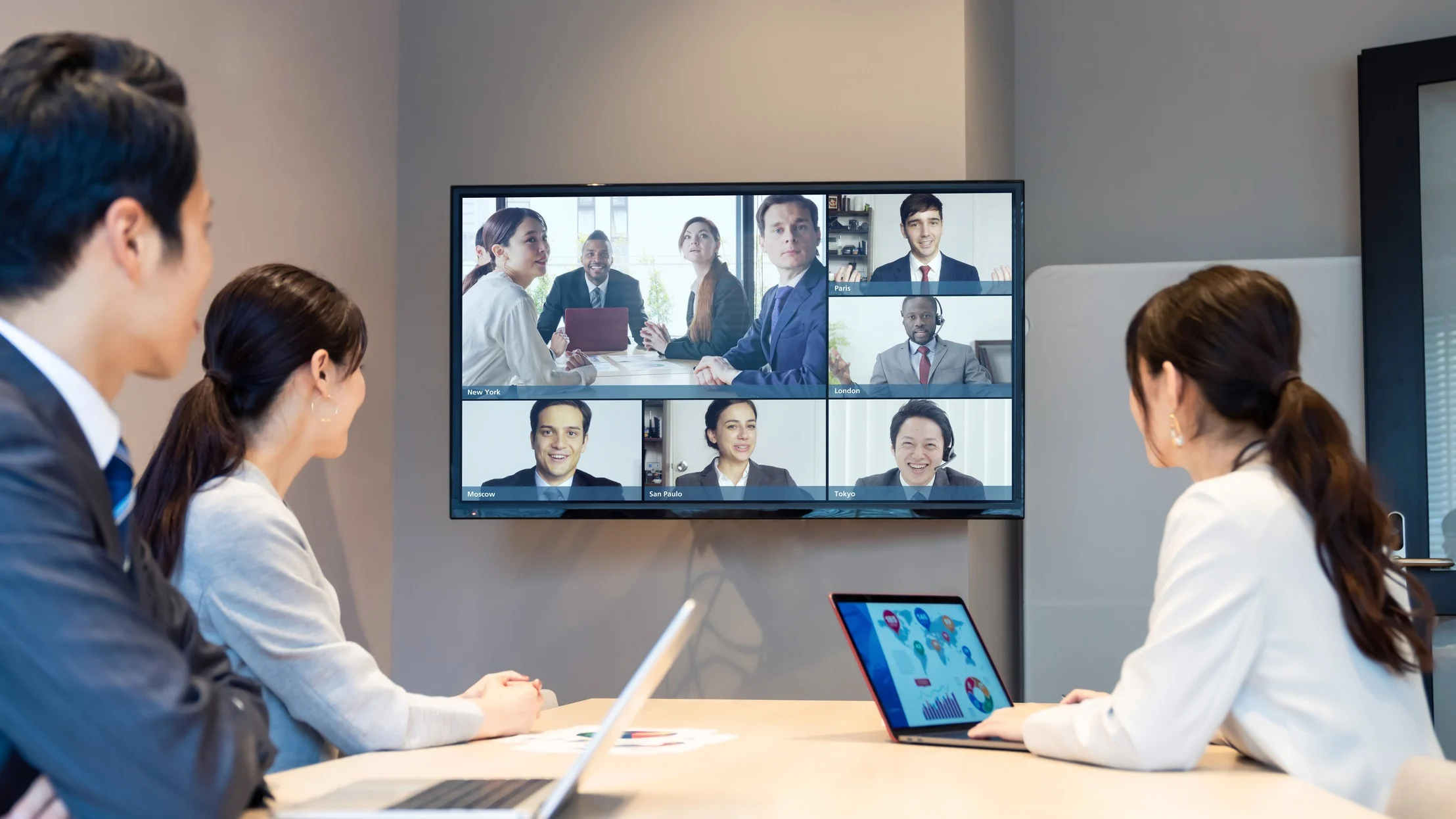 オフショア開発で利用できる補助金とは？申請の流れや注意点も解説のイメージ
