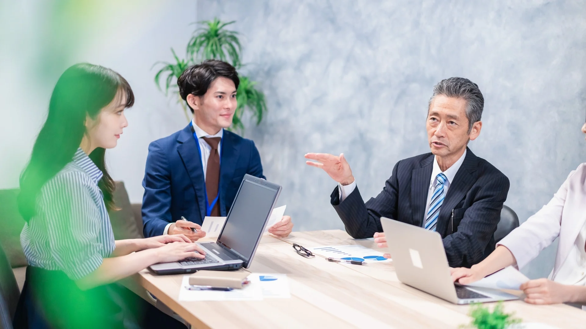 早期経営改善計画とは？概要や対象者、メリット、活用の流れを解説のイメージ
