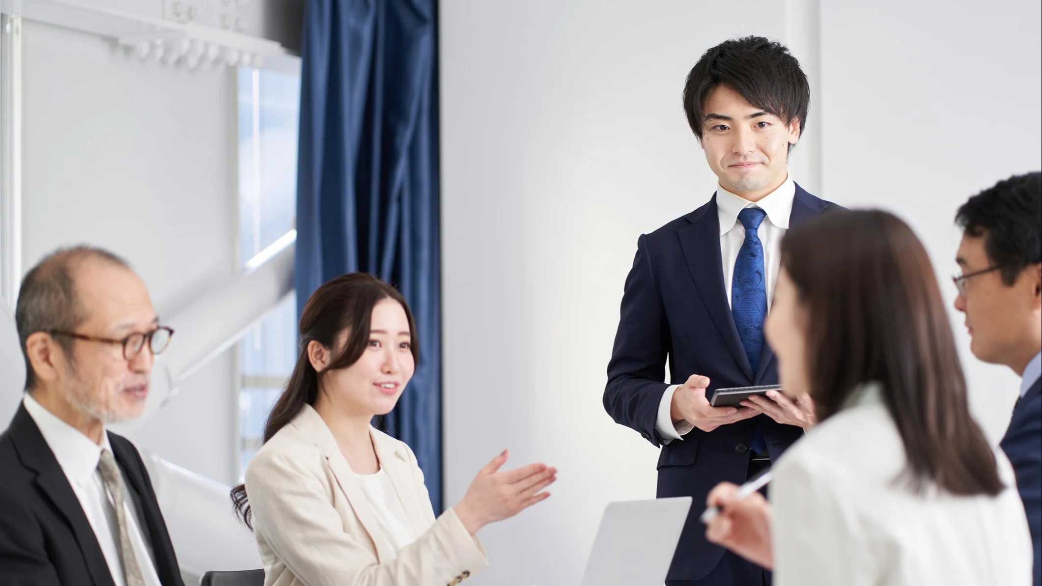 社員研修に使える助成金・補助金を徹底解説｜国・自治体の制度＆活用の注意点までのイメージ