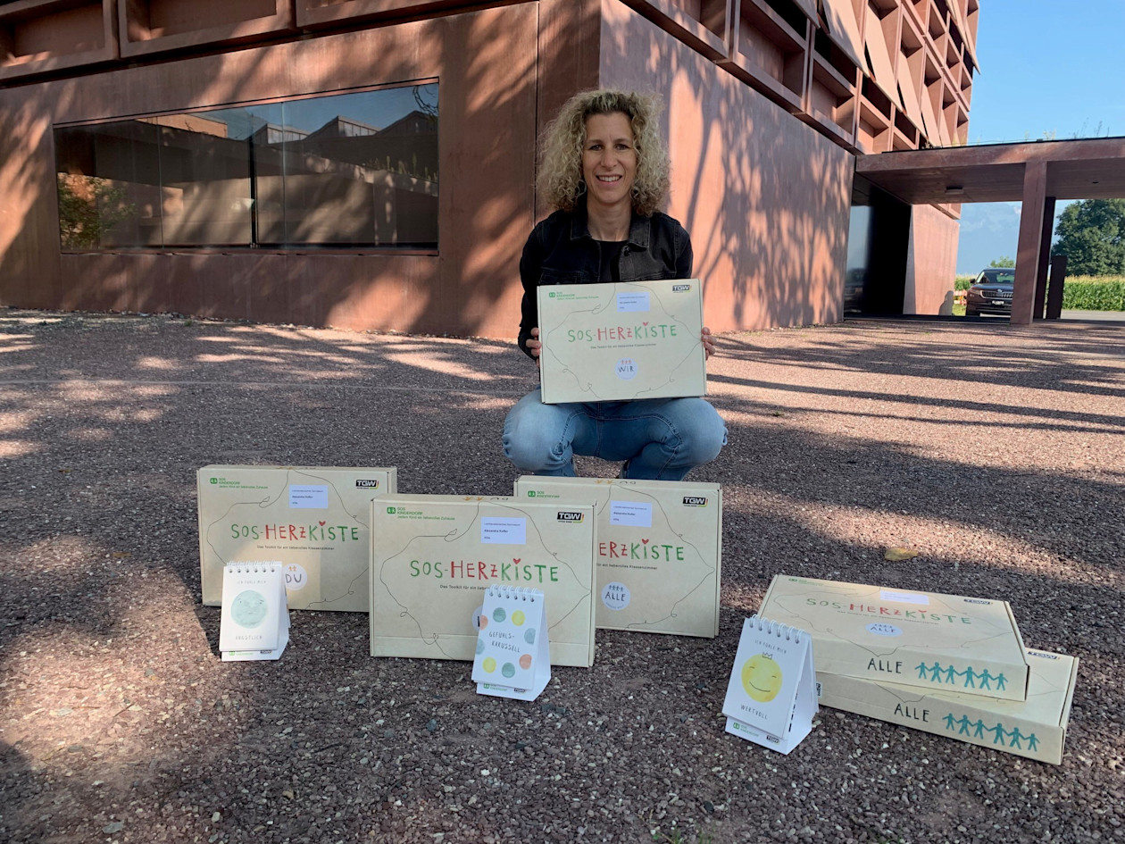 Maike Hilti distributes the SOS Heart Boxes to schools in Liechtenstein to coincide with the start of school.