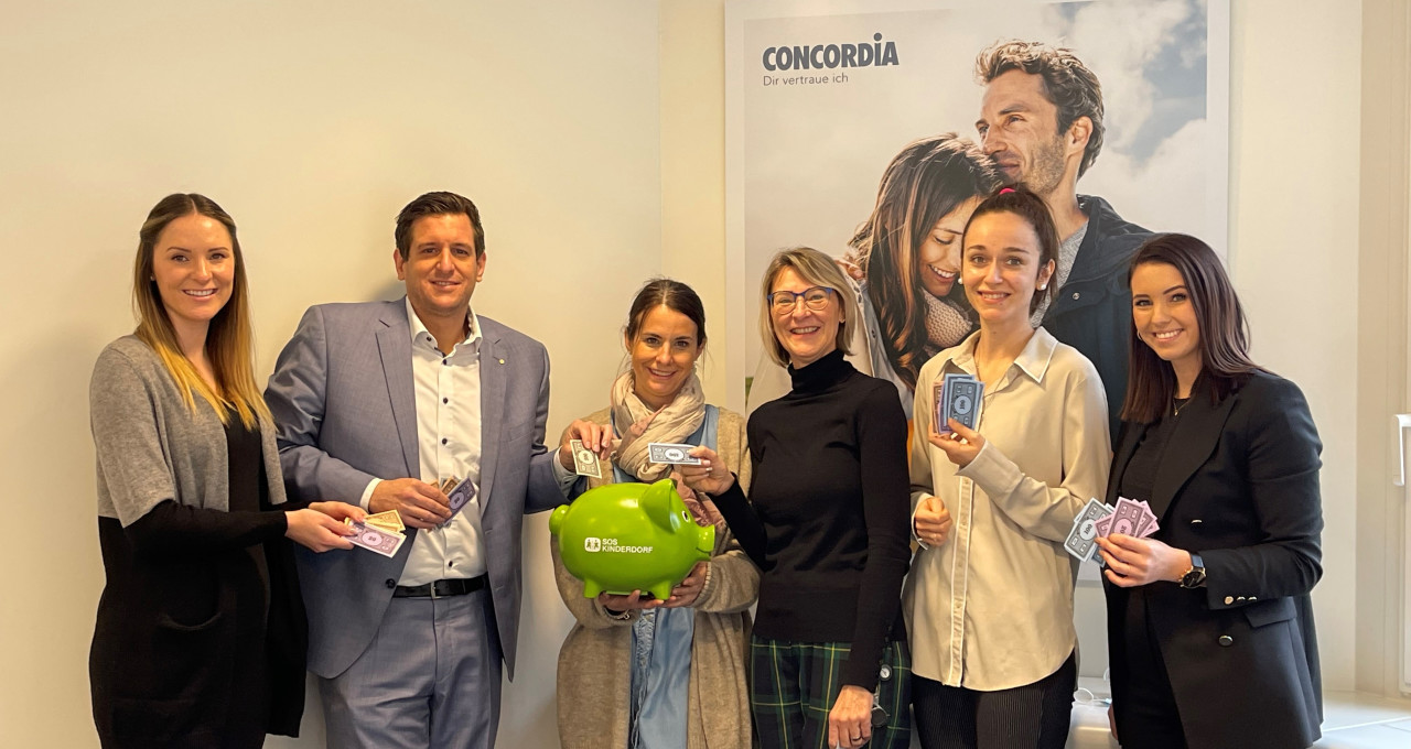 The employees of Concordia Health Insurance Liechtenstein donate to SOS Children's Villages. 