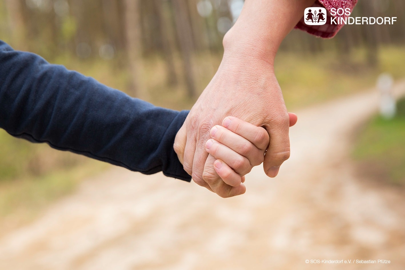 Kinder brauchen starke Eltern. SOS-Kinderdorf hilft Familien, wenn sie nicht mehr weiterwissen. 