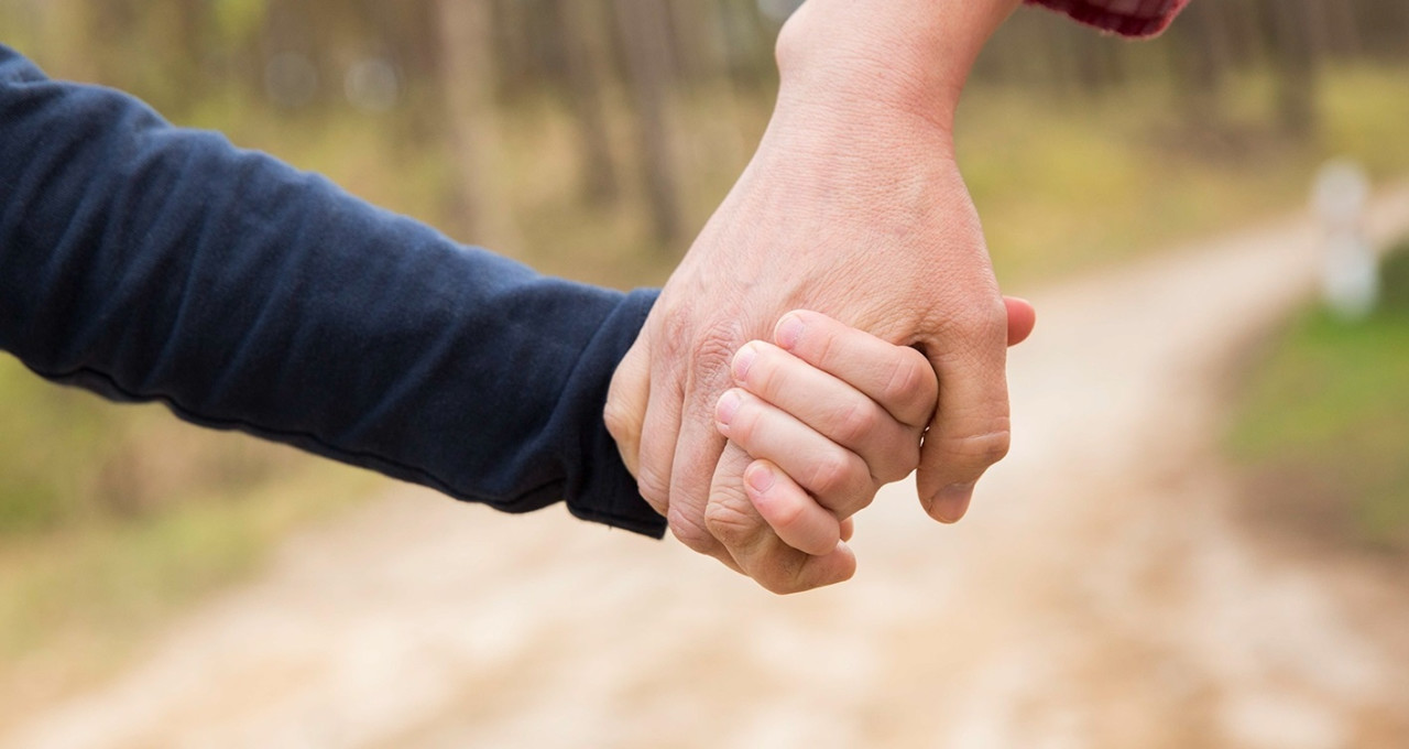 Kinder brauchen starke Eltern. SOS-Kinderdorf hilft Familien, wenn sie nicht mehr weiterwissen. 