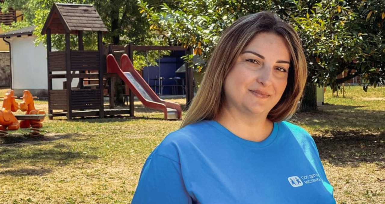 Employee Yevgeniya Rzayeva from Ukraine now cares for parentless children in Poland. 