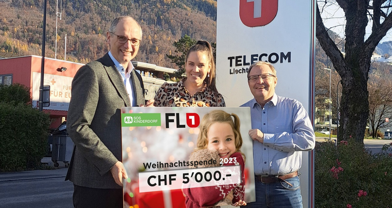 Die Telecom FL1 unterstütz SOS-Kinderdorf mit einer grosszügigen Weihnachtsspende. 