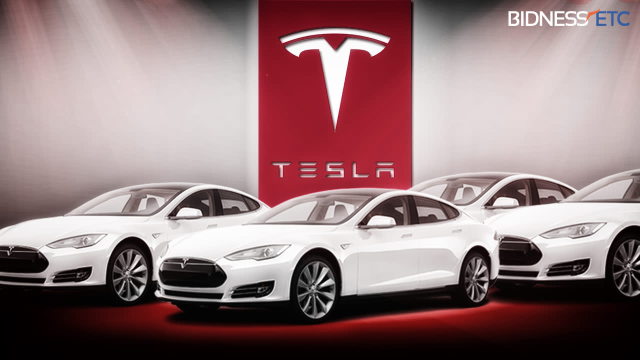 Tesla motor's car showroom display, businessfrontal.com