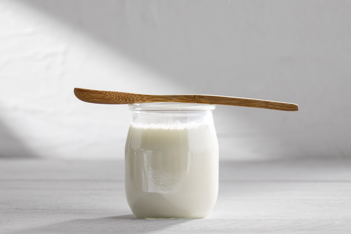 tasty-yogurt-wooden-spoon-arrangement