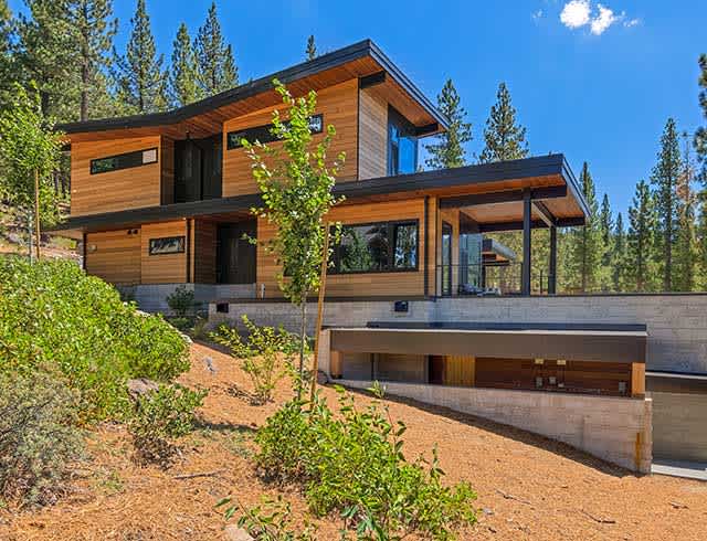 Toby Long Design Custom Single-Family Home Designed by Toby Long | Plant Prefab