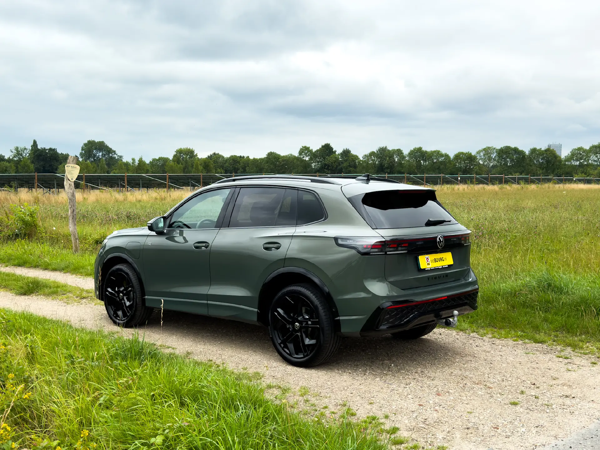 Goedkoper rijden in 2026? Hybrides en EV’s bieden meer kilometers voor minder geld
