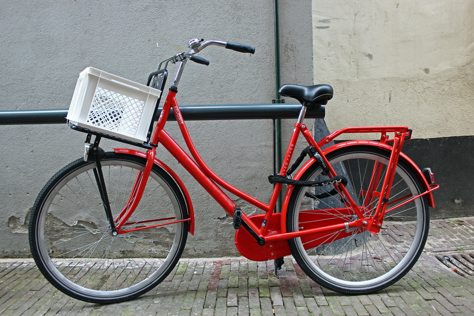 Veilig je elektrische fiets op slot | viaBOVAG.nl