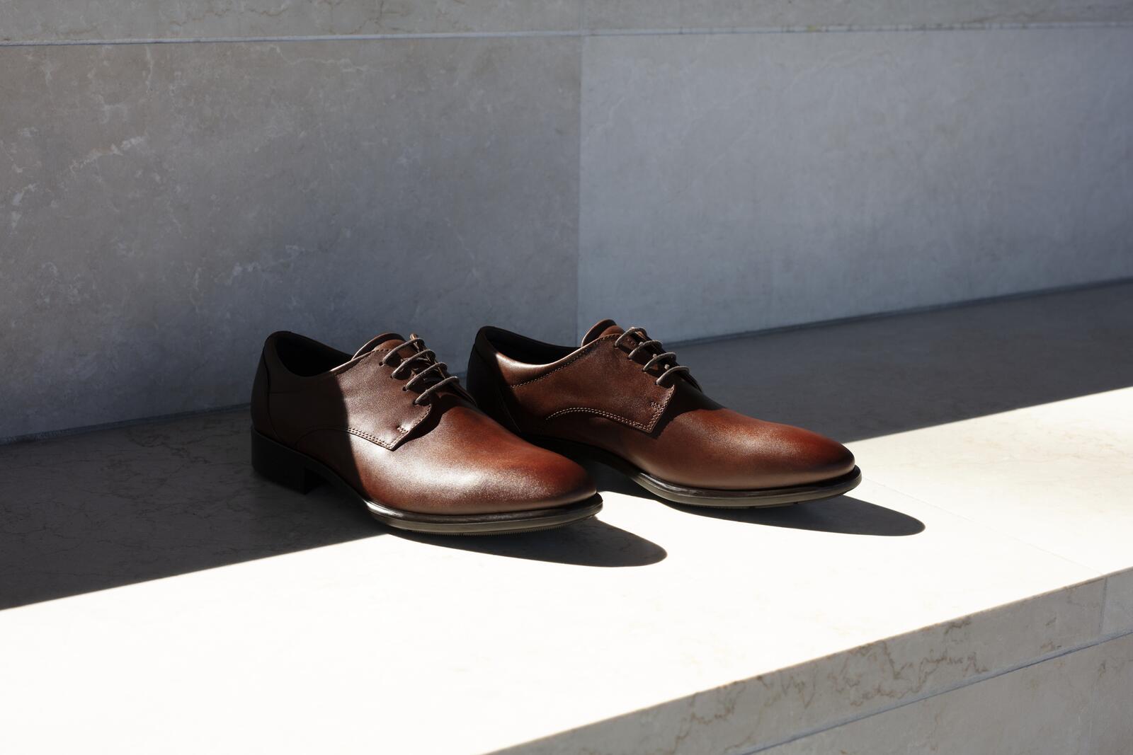 NEW ECCO men\'s citytray plus oxford shoes in licorice Amazon.com | ECCO Men main image 2