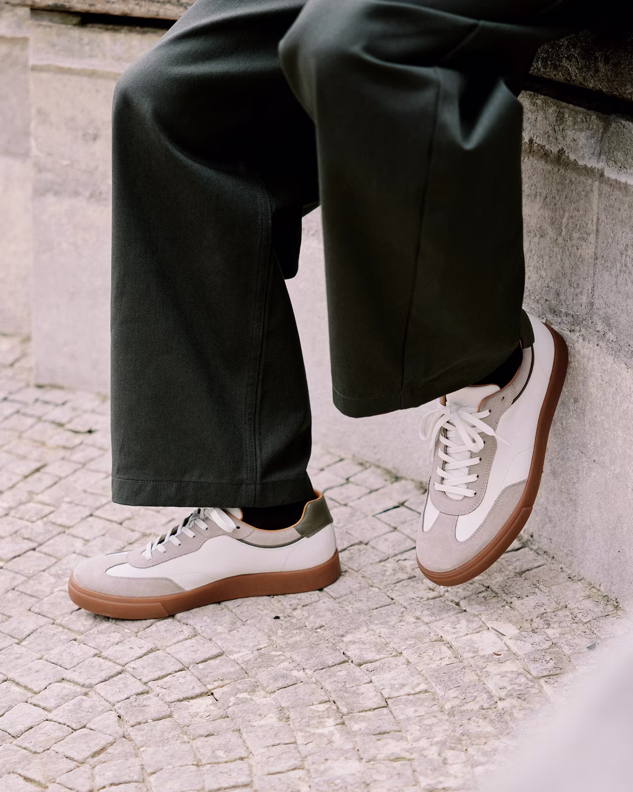 newsletter-aw26-casualwalking1-men-b2.1-56012451801