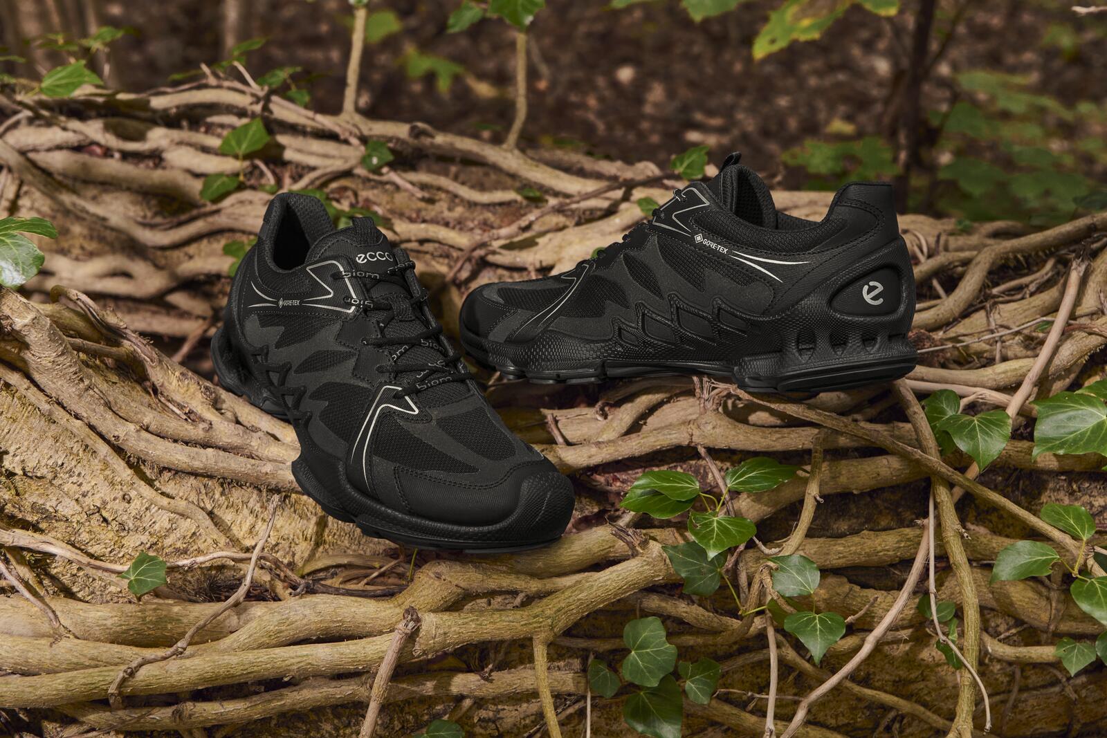 Men's ECCO® Biom Aex Textile Gore-Tex Sneaker | Black