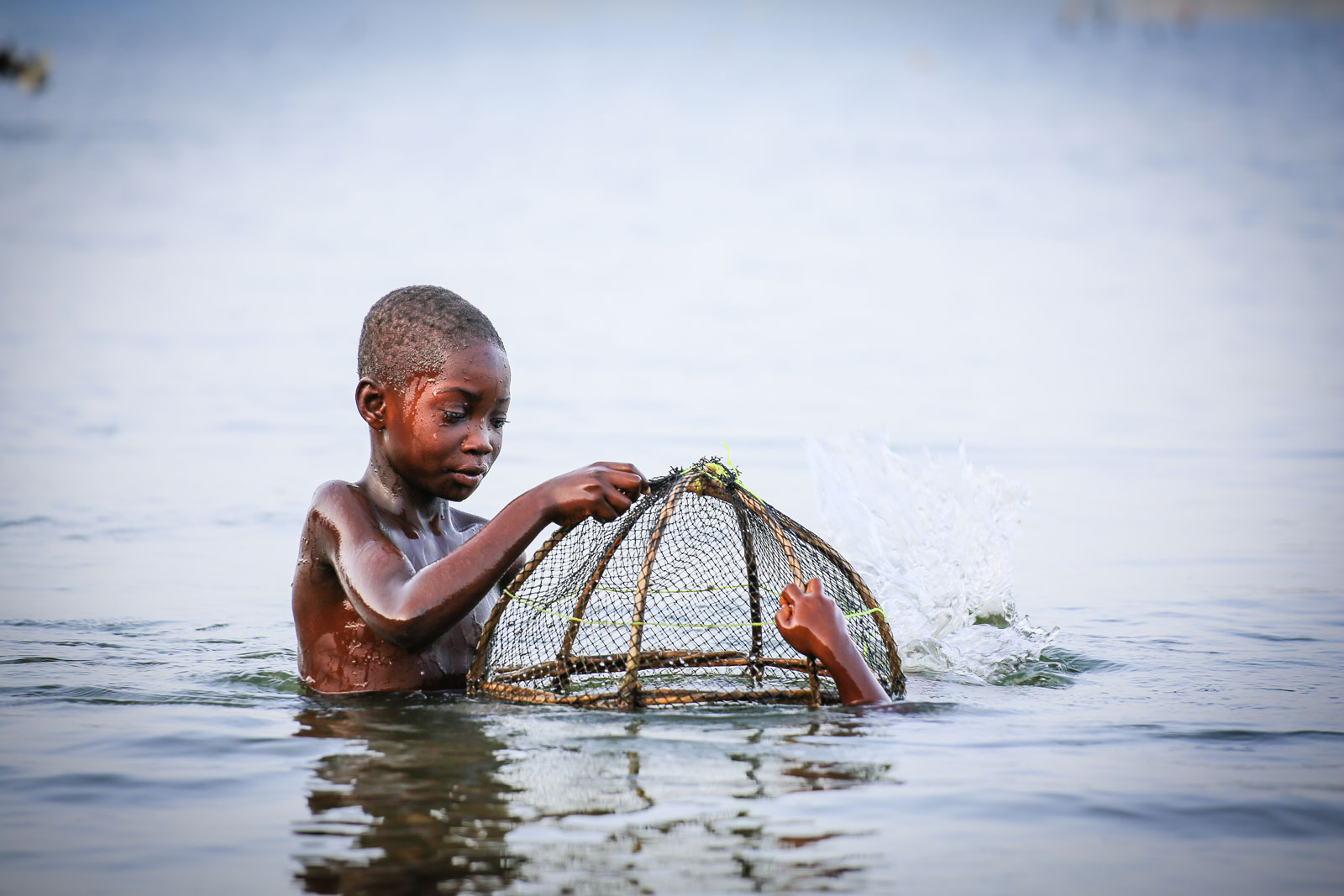 15 Powerful Photos that Capture Child Slavery #9
