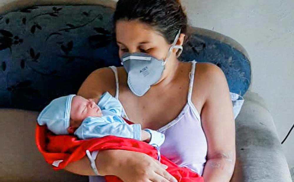 Baby Luan born in quarantine in Ecuador