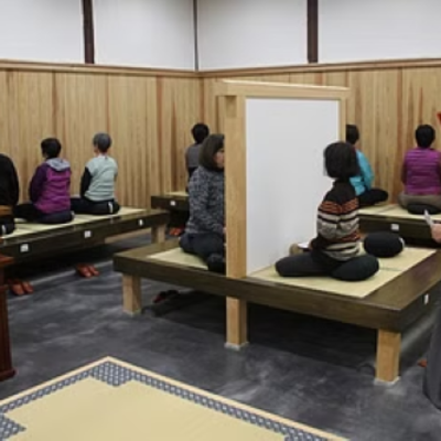 Authentic zazen meditation and sutra copying experience at Senpuku-ji Temple
