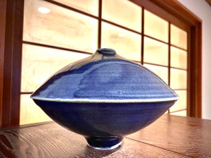 Dive deep into Kyushu’s rich culture of onsen bathing and porcelain: