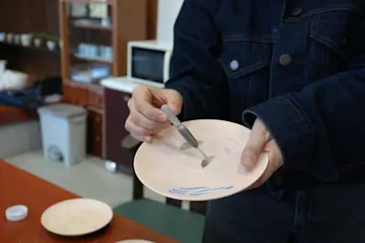 Guided Tour of Nakaoyama and Washi Paper Dyeing & Sketching Activity (Includes Taxi From and Returning to JR Takeo Station)