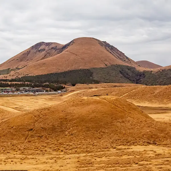 Hiking Trails at Aso Kusasenri