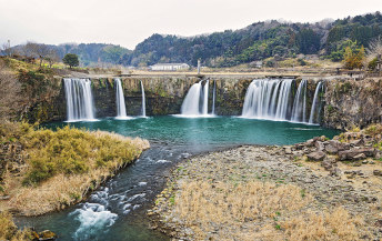 Harajiri Falls: