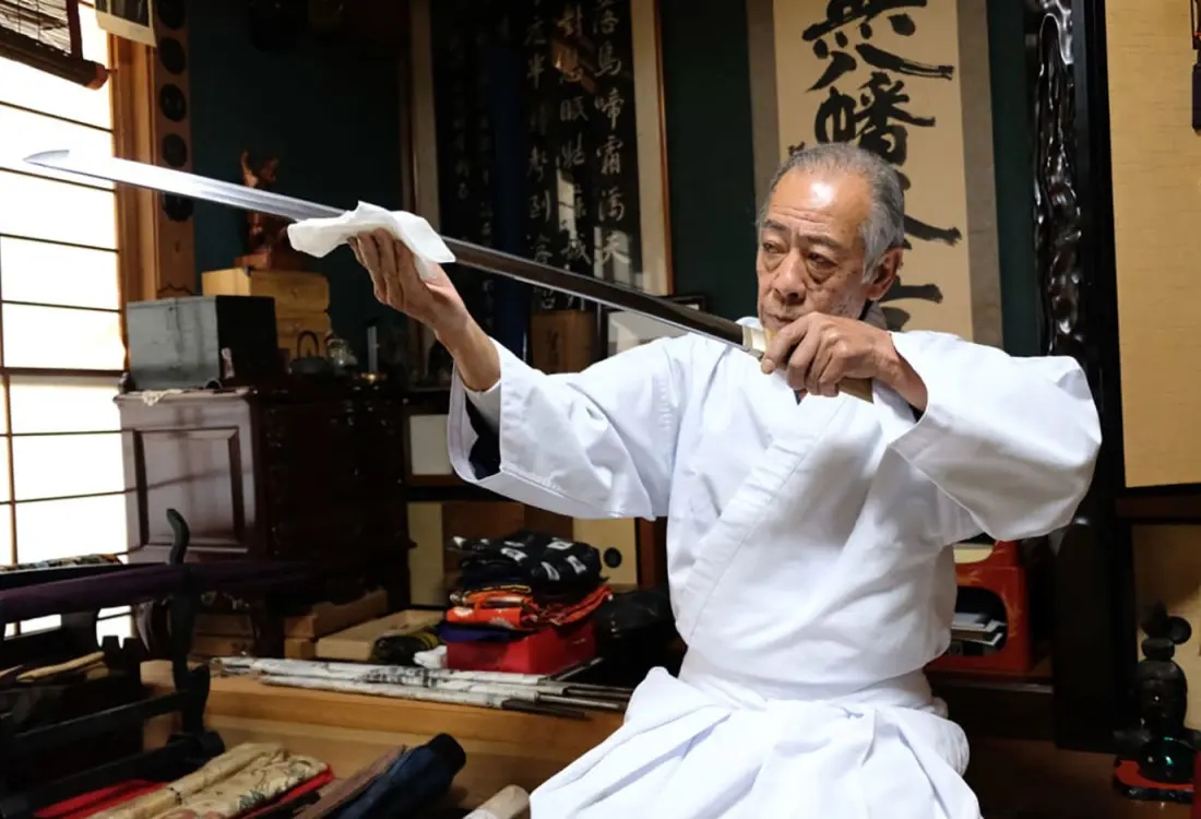 A Rare Glimpse into the World of Katana Sword-Making with Matsunaga | Visit  Kyushu