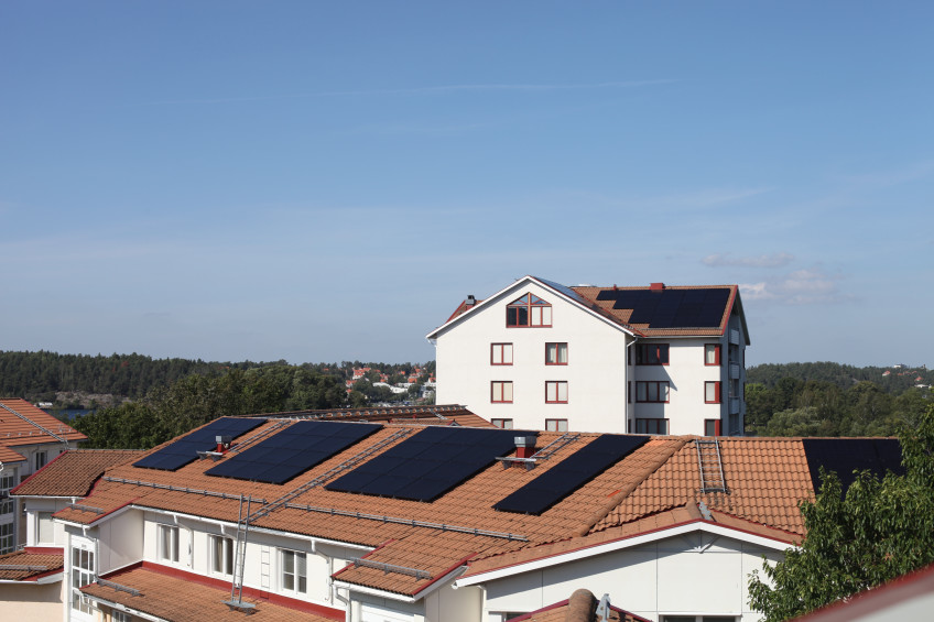 En bostadsrättsförening på Söder i Stockholm med flera solcellsanläggningar
