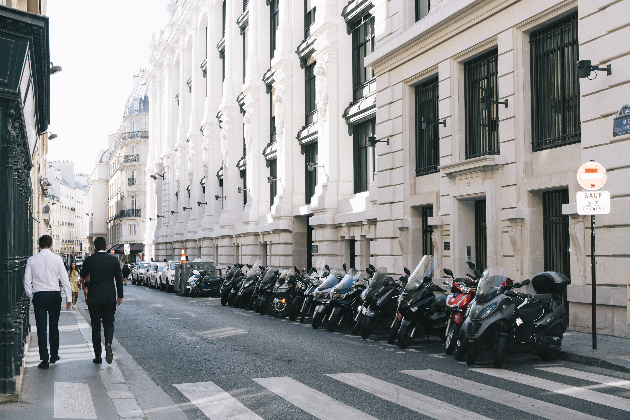 de Stockholm à Paris