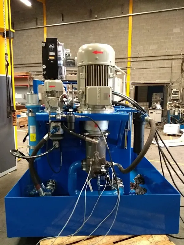 Hydraulische installatie schaar