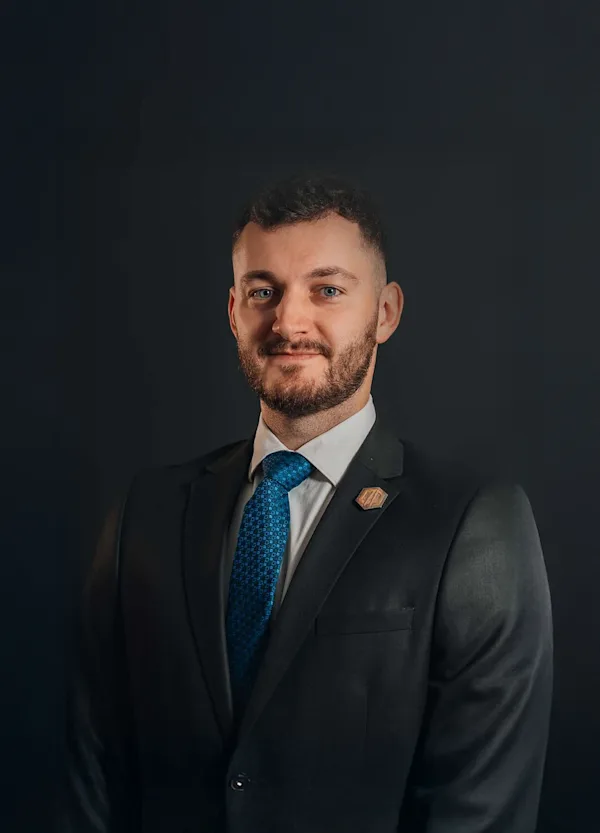 Aladin Hadžić, professional real estate agent