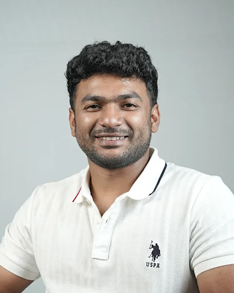 Navin Yash