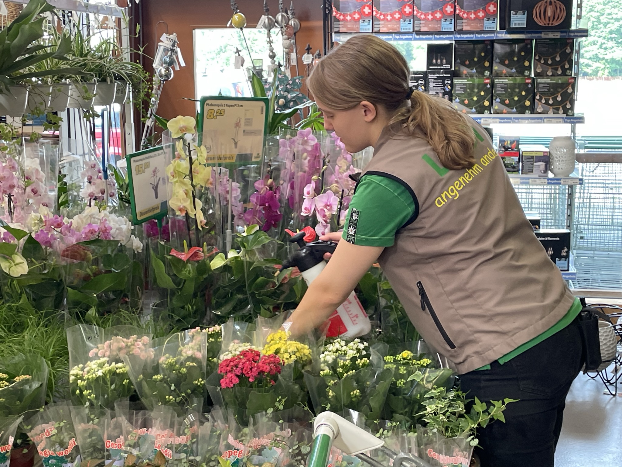 Lernende, Elena Althaus, Detailhandelsfachfrau in Ausbildung, LANDI Bucheggberg-Landshut