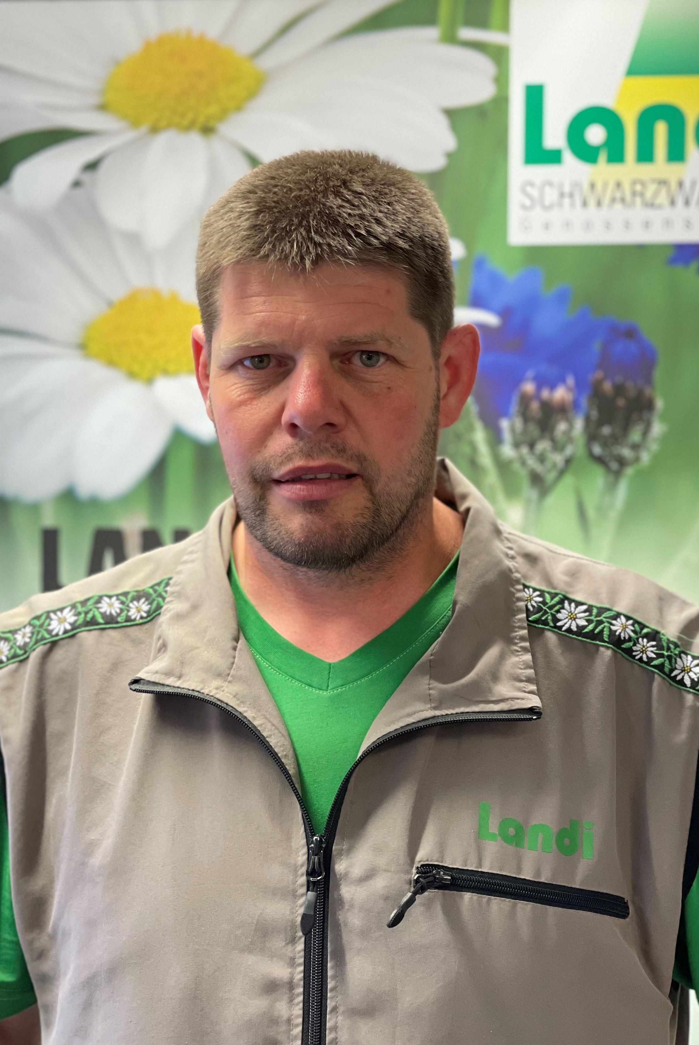 adrian_zbinden (480x720).jpg