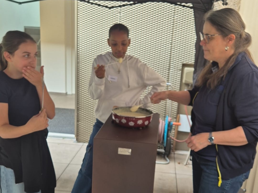 5094F26F-2DCF-4B3C-9D70-F2ACACFA355C