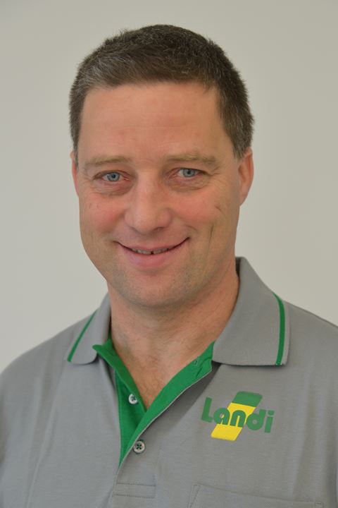 DSC_4885 Weilenmann Peter_MitarbeiterGalerie.jpg