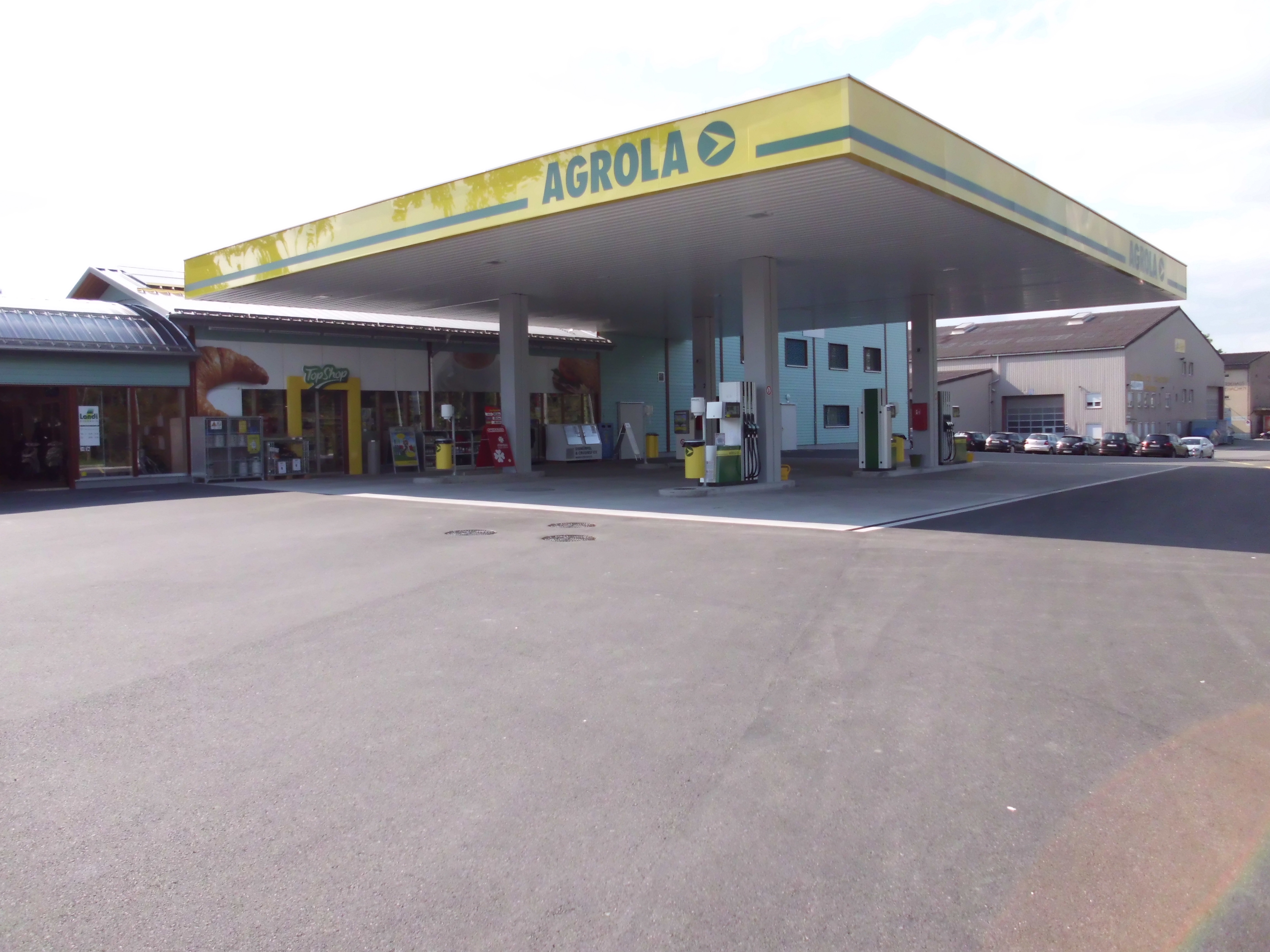 Tankstelle Buchrain.JPG