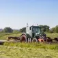 Agrar, Trockengras-Regeln, Mäher auf Wiese