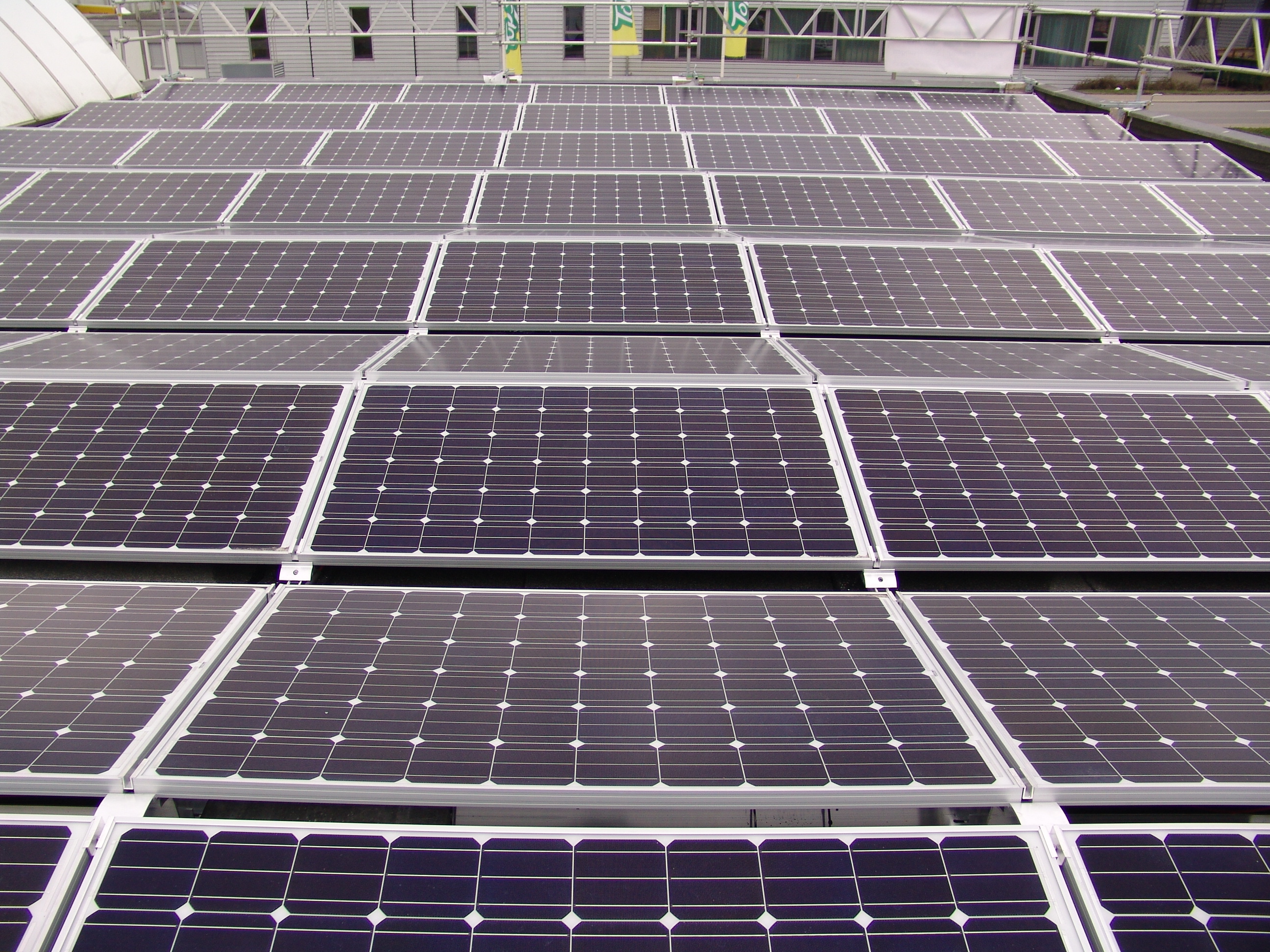 Gebäudelösungen für Mehrfamilienhäuser, Industrie- und Gewerbebauten