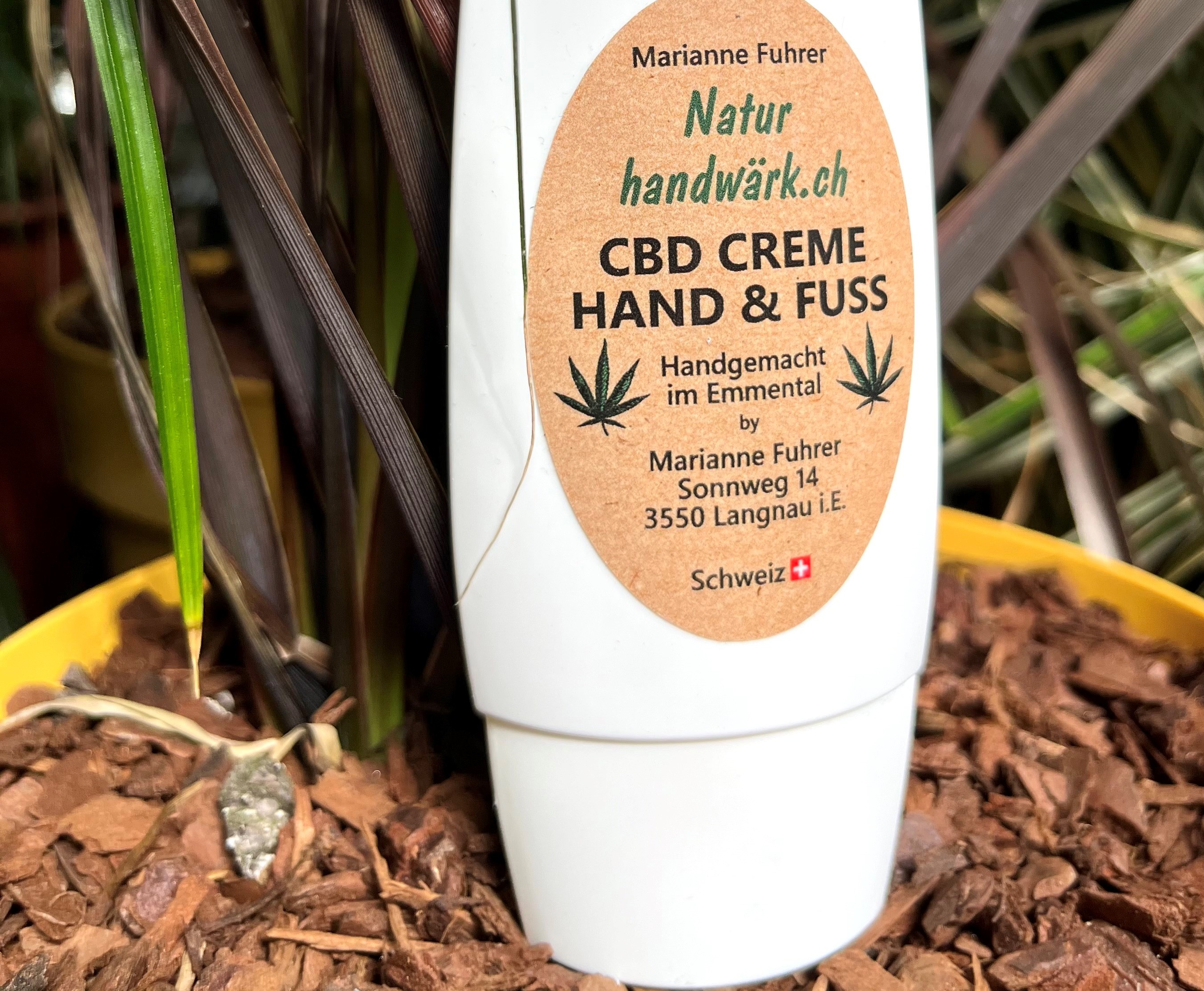 CBD Emmental Hand und Fusscreme