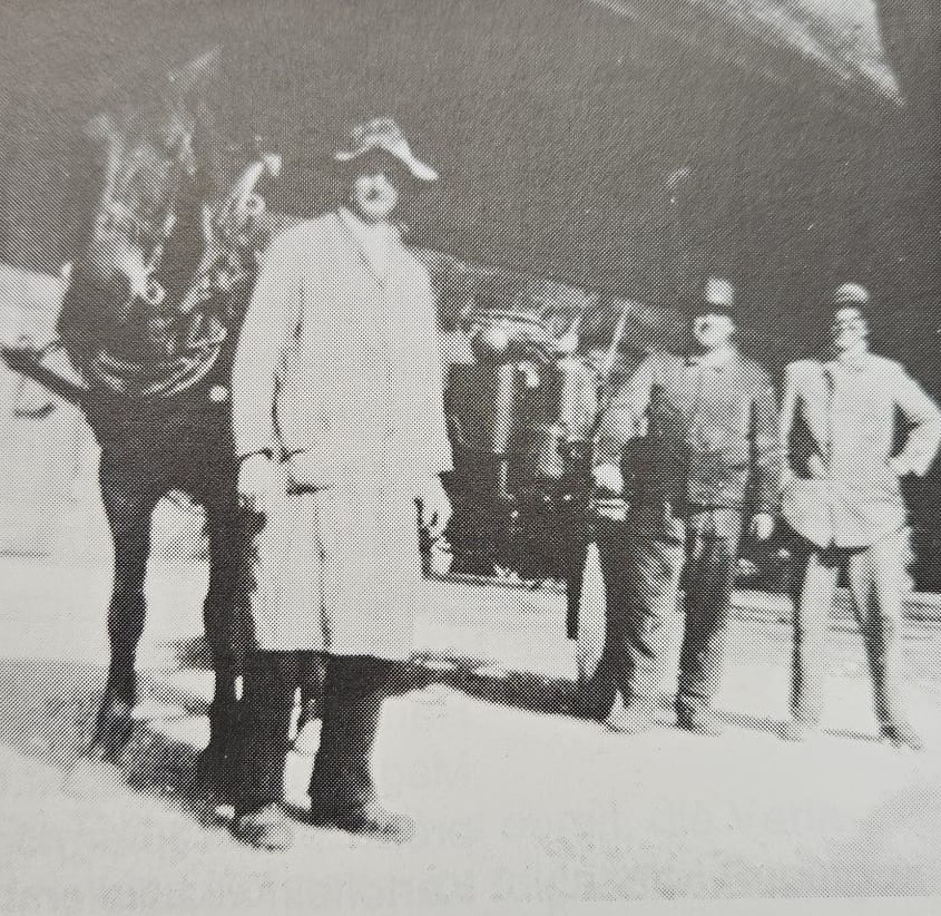 alte Kartoffelspritze "Cavallo" mit Spritzenführer A. Aeberhard