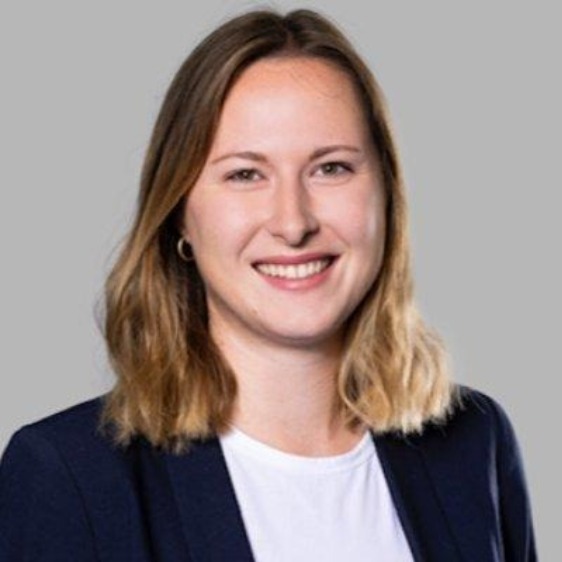 Ansprechperson HR Business Partner Jaelle Küng