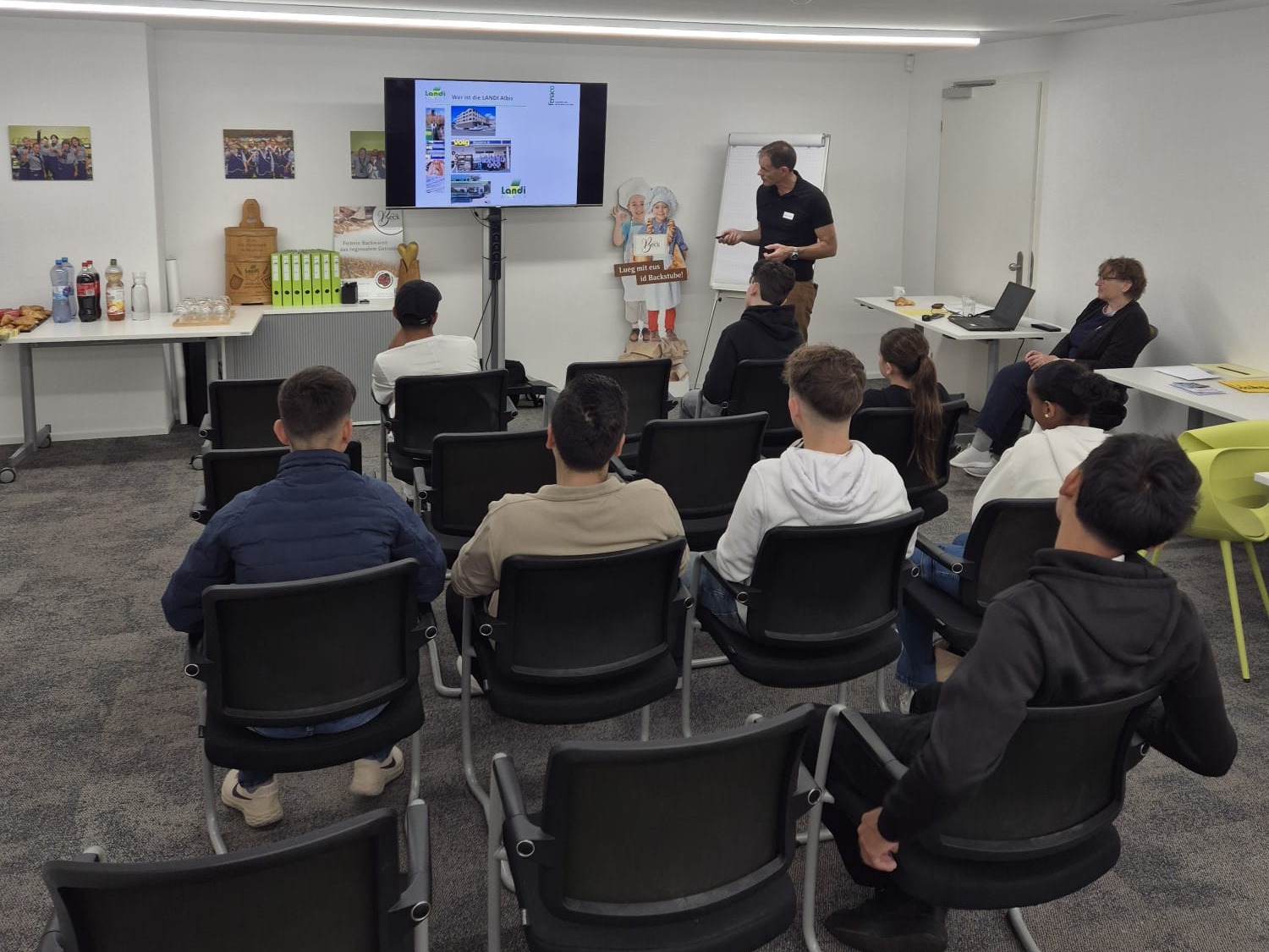 b1cb7e77-1a75-459e-8722-eb4528b5373e