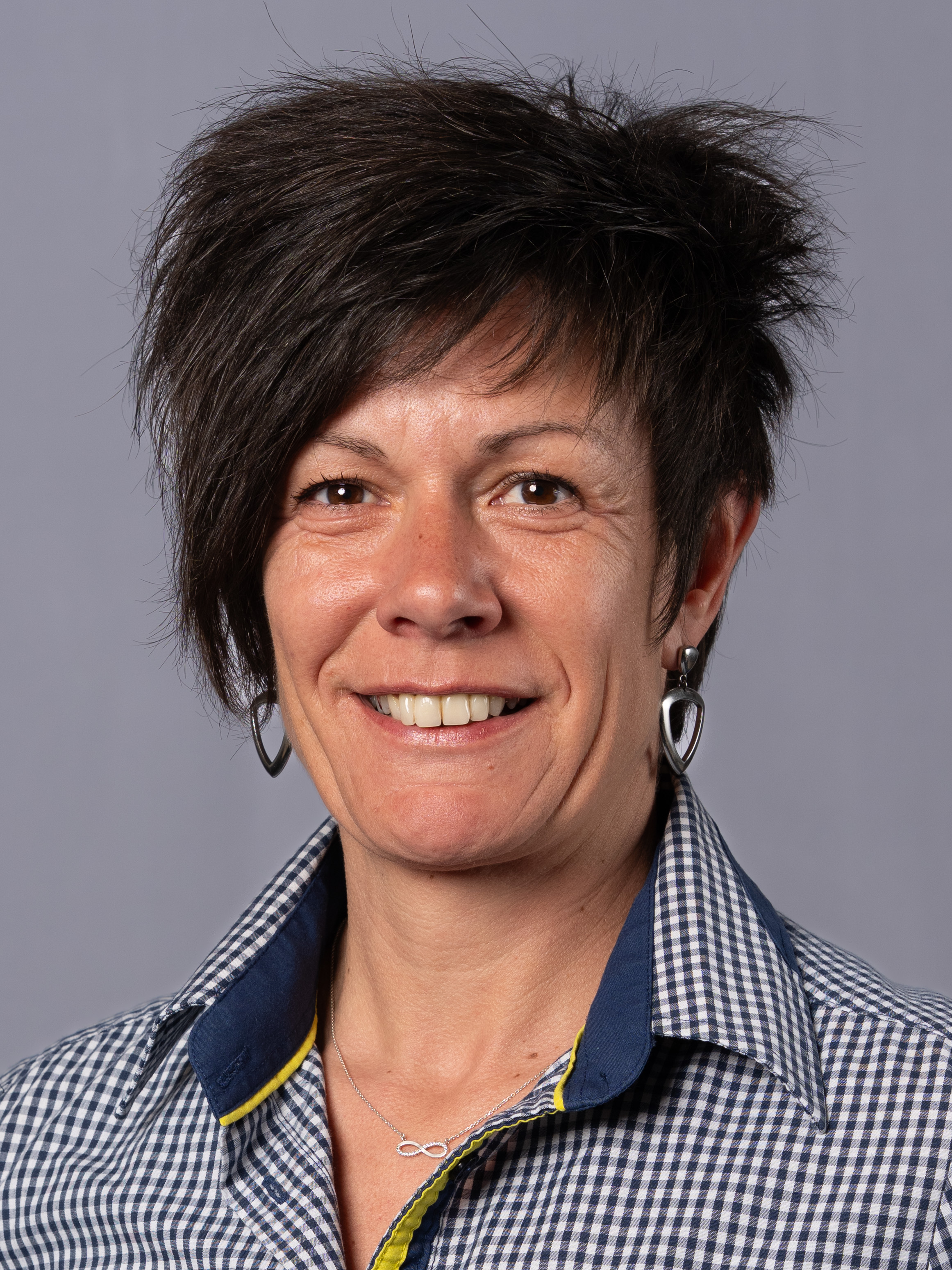 17 Jeannine Binder.jpg