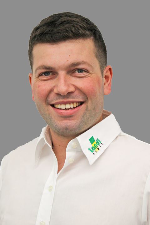 Timo Moser_1_MitarbeiterGalerie.jpg